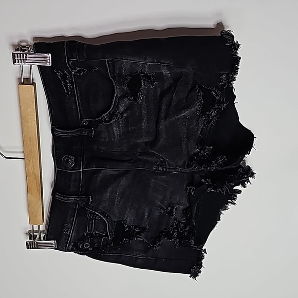American Eagle next level stretch size 4 black high rise jean shorts - Picture 2 of 8